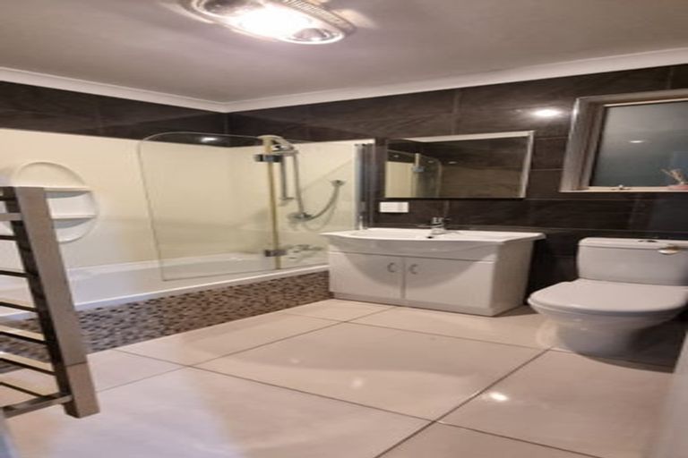 Photo of property in 32 Sole Avenue, Bell Block, New Plymouth, 4312