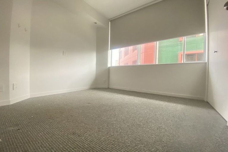 Photo of property in Terrace Tower Apartments, 10b/126 The Terrace, Wellington Central, Wellington, 6011