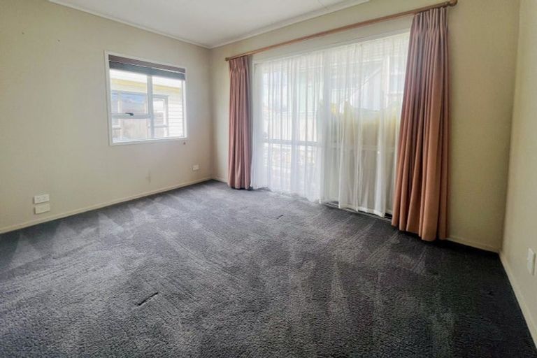 Photo of property in 141b Centreway Road, Orewa, 0931