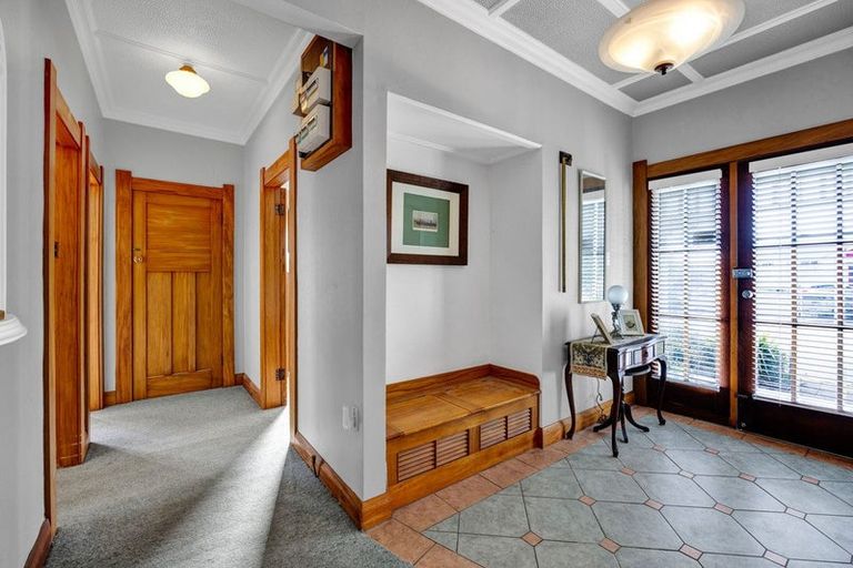 Photo of property in 17 Albion Street, Hawera, 4610