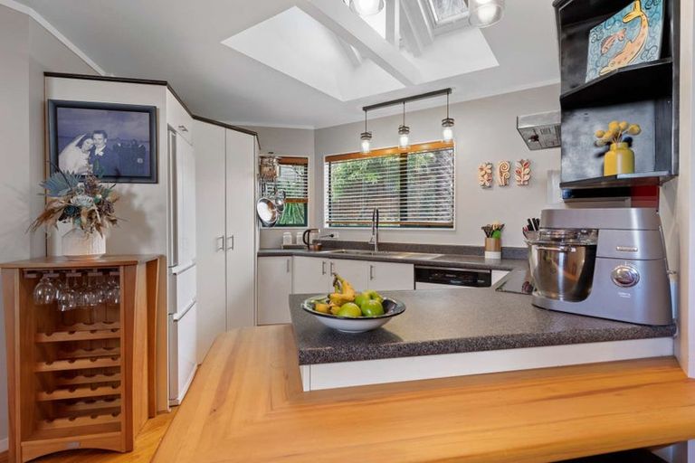 Photo of property in 43 Ranui Street, Dinsdale, Hamilton, 3204