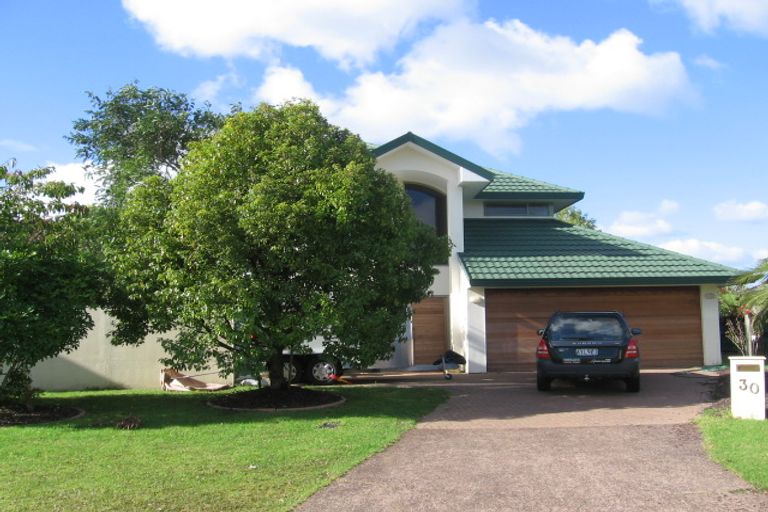 Photo of property in 30 Connemara Court, West Harbour, Auckland, 0618