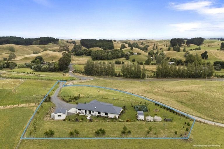 Photo of property in 29 Fry Road, Halcombe, Feilding, 4777
