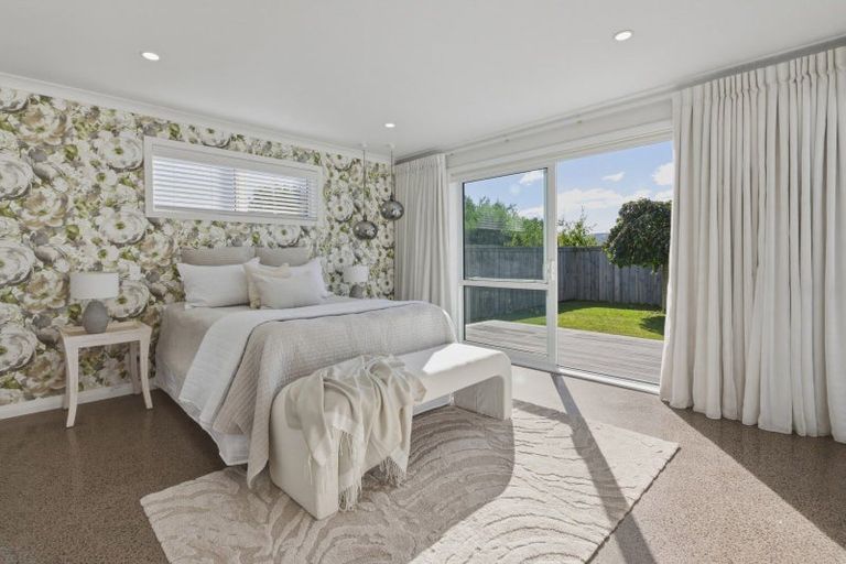 Photo of property in 30 Angela Place, Kinloch, Taupo, 3377