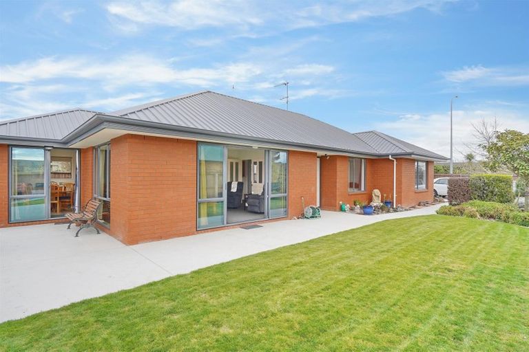 Photo of property in 6a Pentecost Road, Rangiora, 7400