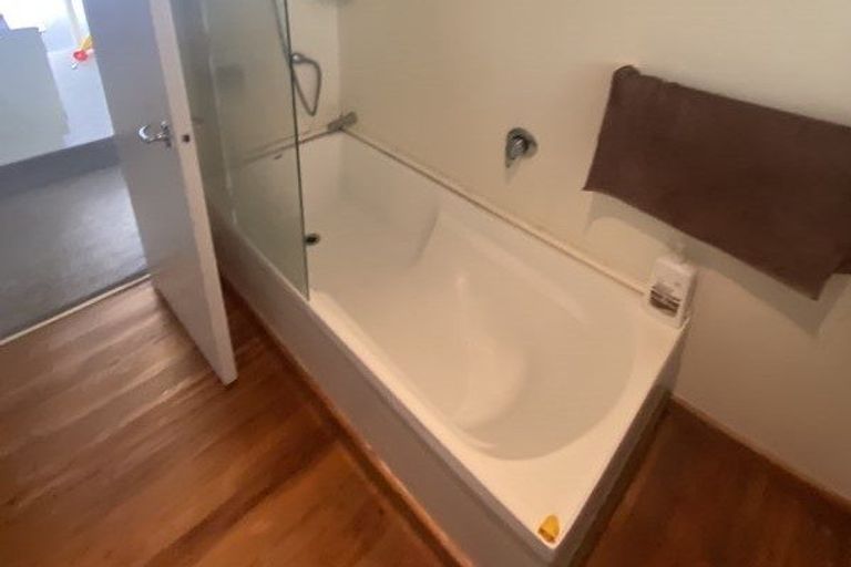 Photo of property in 8 Brennan Place, Hillcrest, Hamilton, 3216