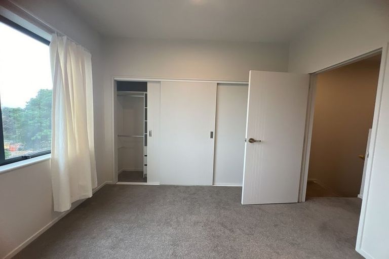 Photo of property in 5/1 Kaponga Crescent, New Lynn, Auckland, 0600