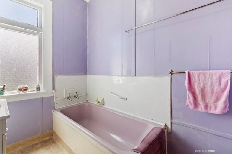 Photo of property in 33 Athens Street, Miramar, Wellington, 6022