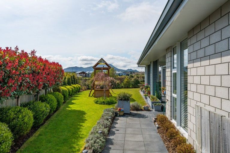 Photo of property in 13 Tuhua Close, Wharewaka, Taupo, 3330