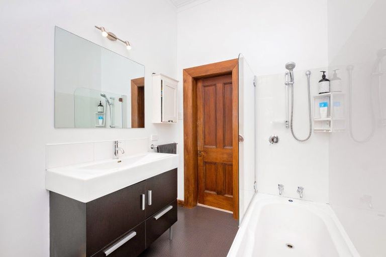 Photo of property in 39 Nelson Crescent, Napier South, Napier, 4110