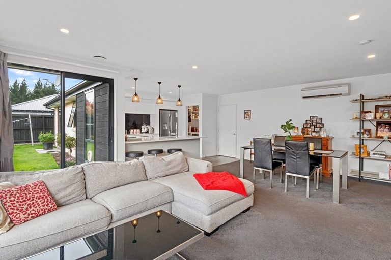 Photo of property in 4 Te Whariki Street, Marshland, Christchurch, 8083