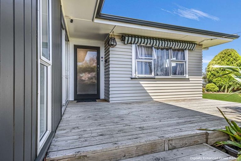 Photo of property in 12 Hitchings Avenue, Onekawa, Napier, 4110