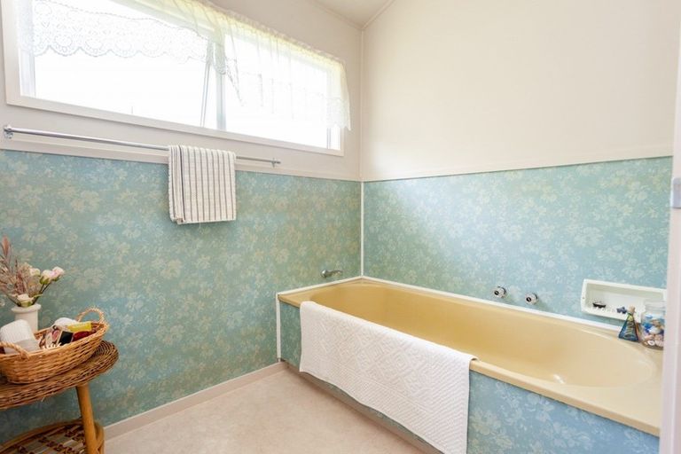 Photo of property in 10 Jordan Place, Tirau, 3410