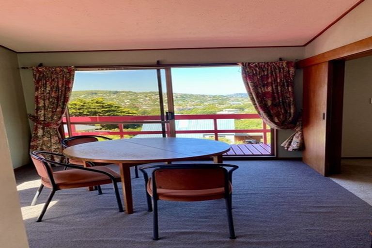 Photo of property in 9 Ngarimu Grove, Ngaio, Wellington, 6035