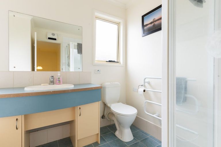 Photo of property in 60f Woodland Road, Johnsonville, Wellington, 6037