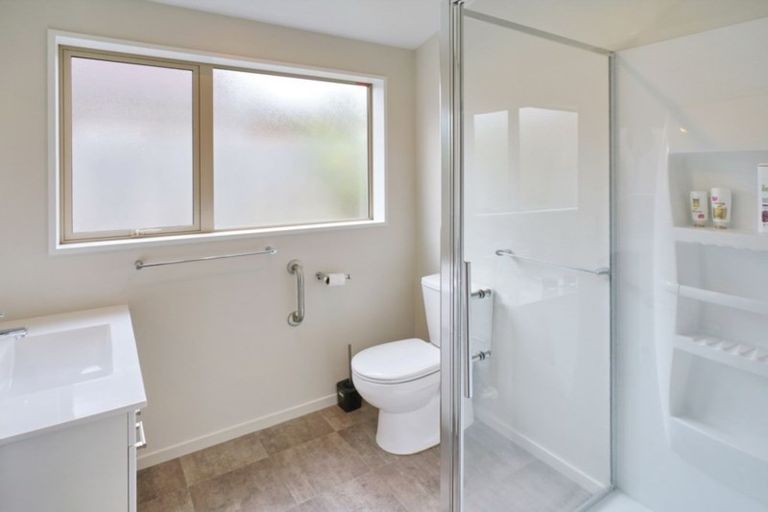 Photo of property in 3 Reeves Road, Rangiora, 7400