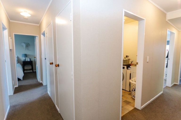 Photo of property in 17a Burns Street, Dannevirke, 4930