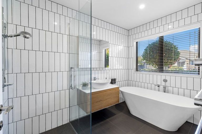 Photo of property in 42 Te Rito Street, Marshland, Christchurch, 8083