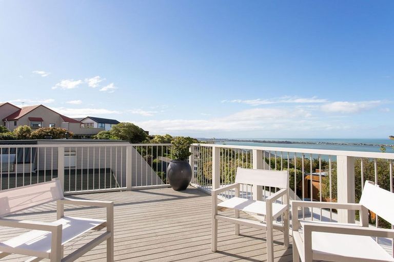 Photo of property in 1/12 Patmos Place, Mount Pleasant, Christchurch, 8081