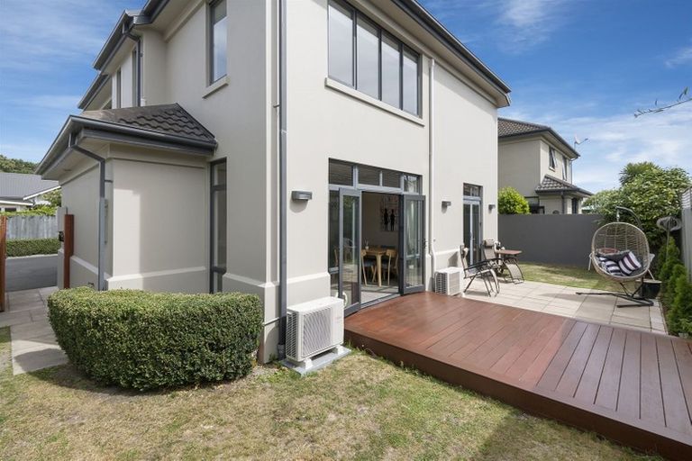 Photo of property in 85a Abberley Crescent, St Albans, Christchurch, 8014