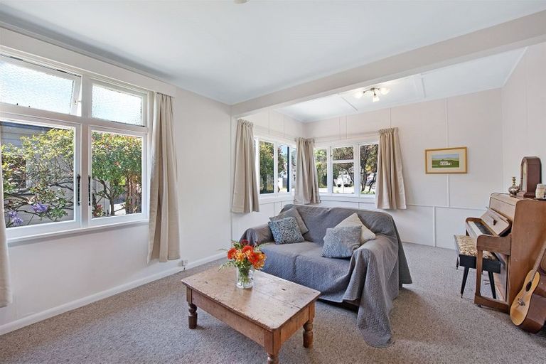 Photo of property in 10 Emano Street, Toi Toi, Nelson, 7010