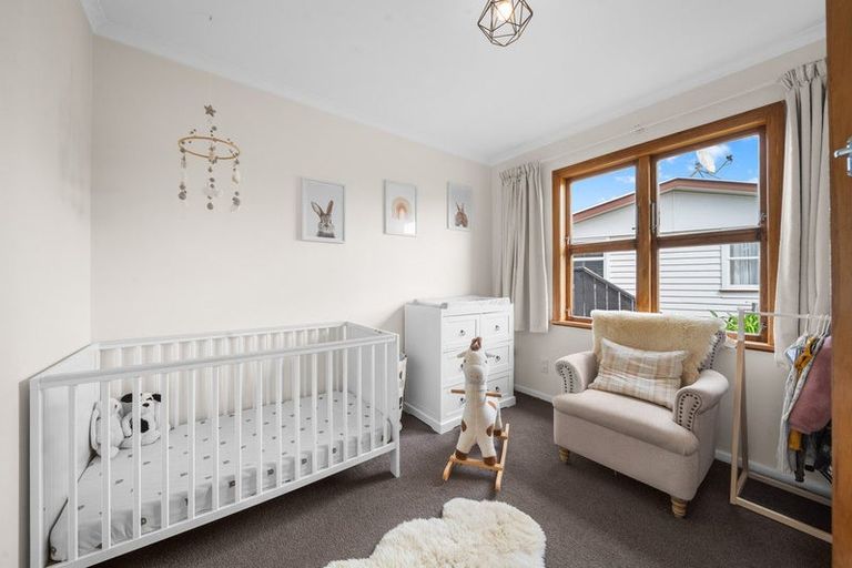 Photo of property in 73 Jellicoe Street, Martinborough, 5711