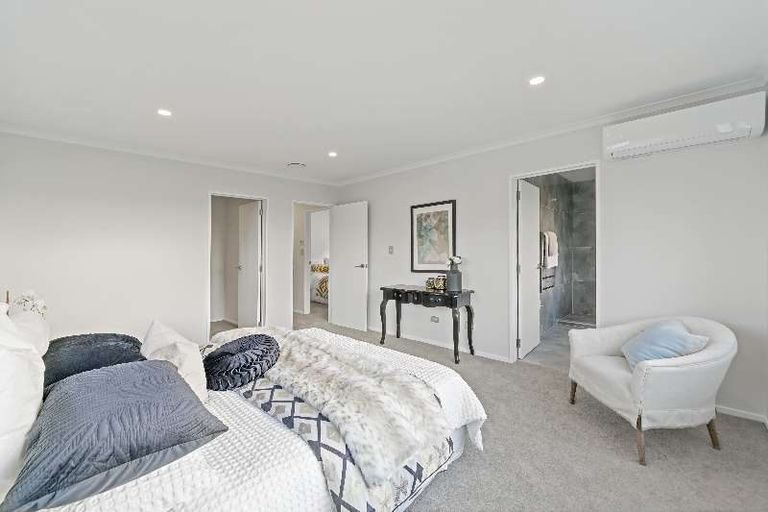 Photo of property in 18 Rapunga Drive, Hobsonville, Auckland, 0616