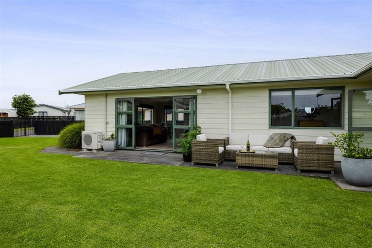 Photo of property in 3b Meade Place, Bell Block, New Plymouth, 4312