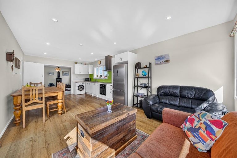 Photo of property in 37 Carlsen Street, Burwood, Christchurch, 8083