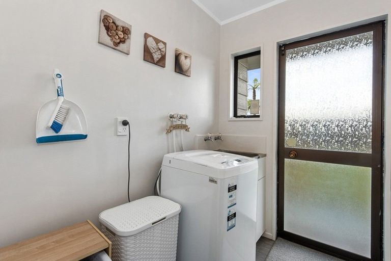 Photo of property in 18 Halyard Close, Flagstaff, Hamilton, 3210