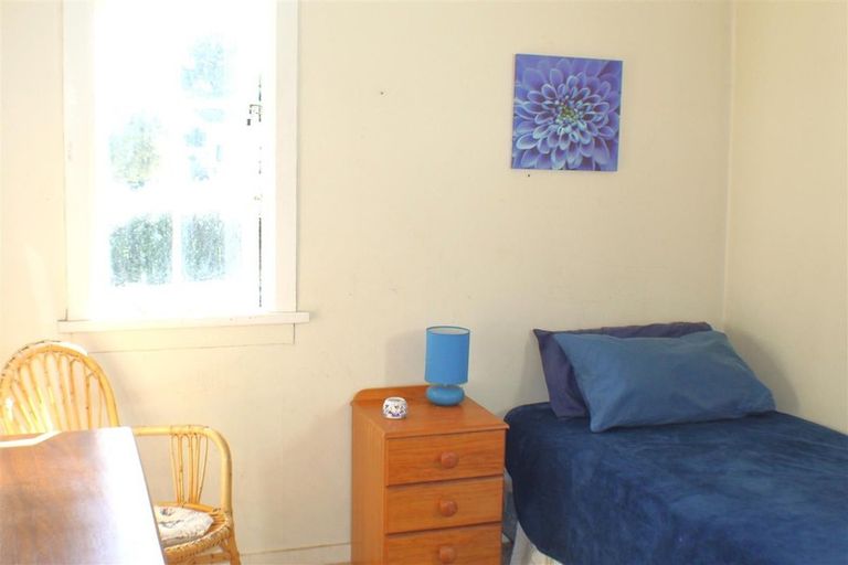 Photo of property in 17 Holt Place, Waipukurau, 4200