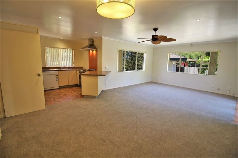 Photo of property in 100 Dixon Road, Glenview, Hamilton, 3206