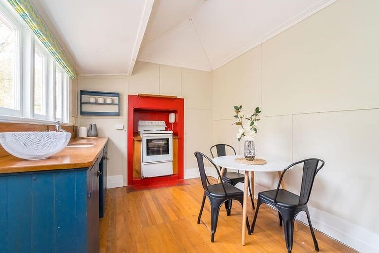 Photo of property in 7 King George Street, Broad Bay, Dunedin, 9014