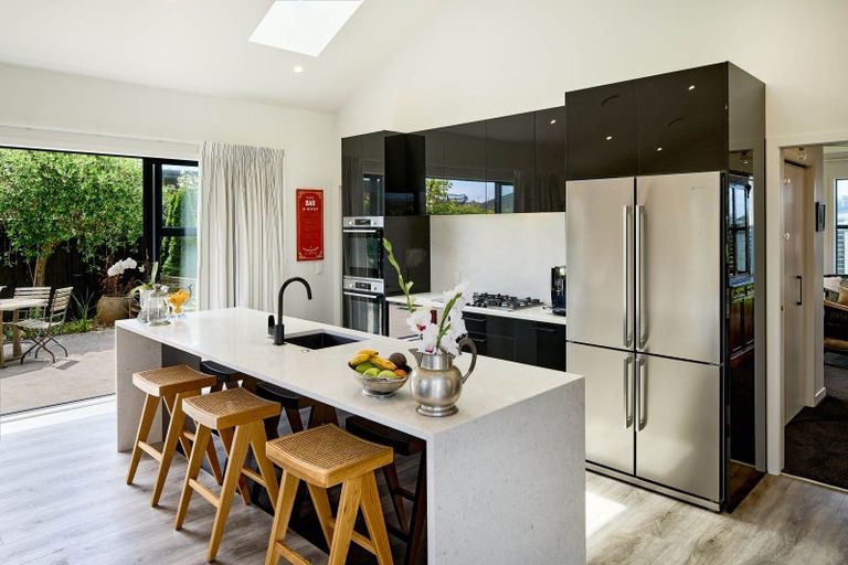 Photo of property in 41 Hudson Place, Paraparaumu, 5032