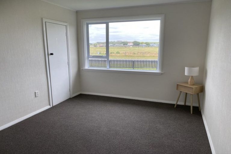 Photo of property in 69 Collingwood Street, Eltham, 4322