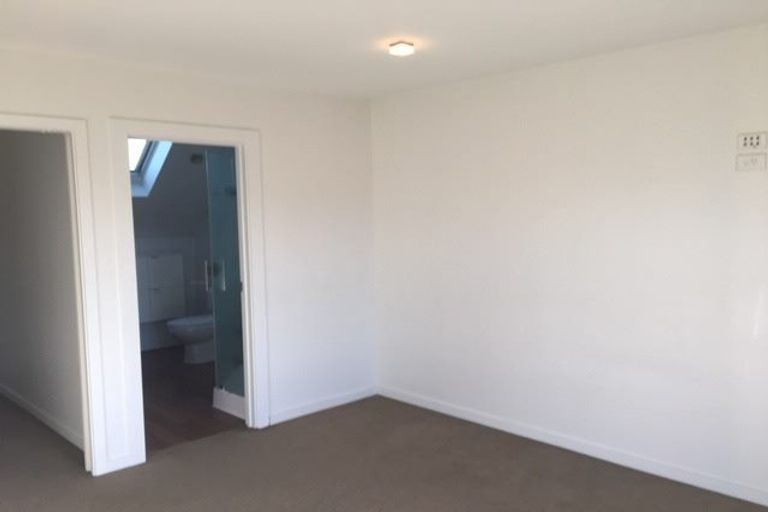 Photo of property in 18b Churchill Street, Christchurch Central, Christchurch, 8013