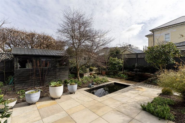 Photo of property in 62a Holly Road, St Albans, Christchurch, 8014