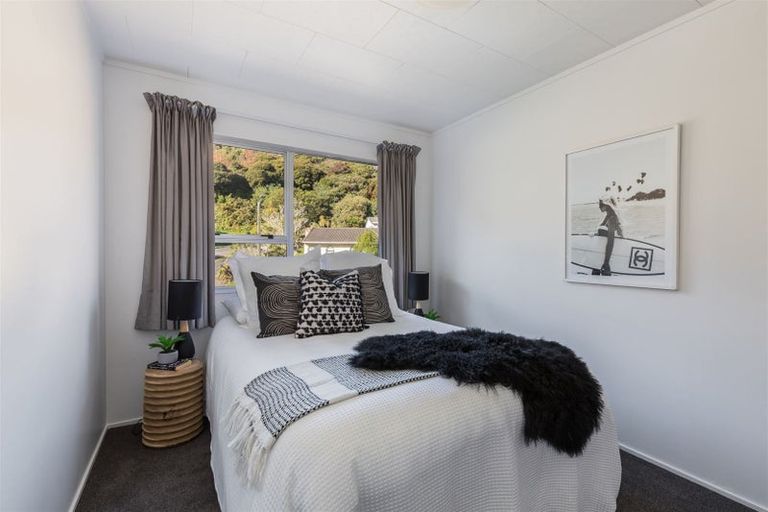 Photo of property in 74 Eskdale Road, Papakowhai, Porirua, 5024