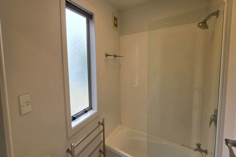 Photo of property in 12 Rimutaka Street, Paraparaumu, 5032