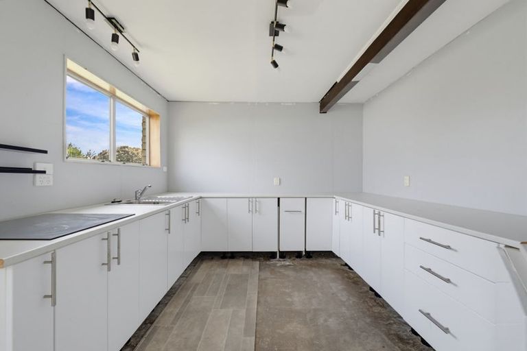 Photo of property in 179 Coxhead Road, Wattle Downs, Auckland, 2103