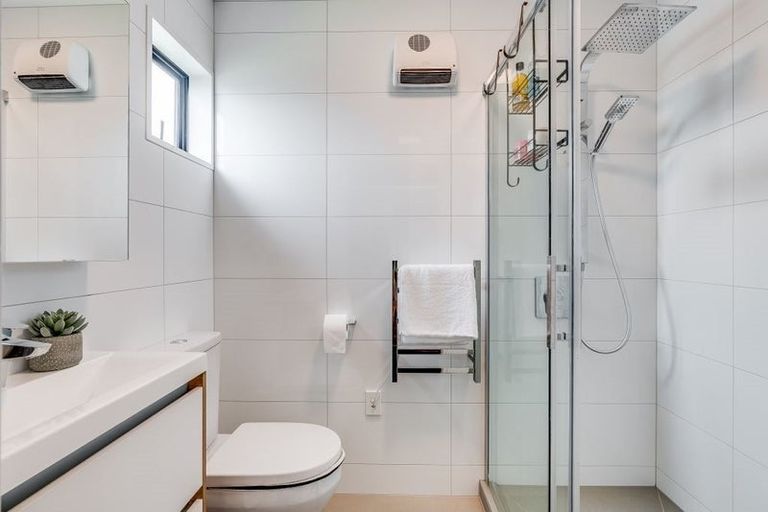 Photo of property in 20a Canon Street, St Albans, Christchurch, 8014