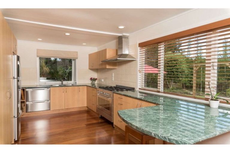 Photo of property in 9 Kendall Road, Kerikeri, 0230