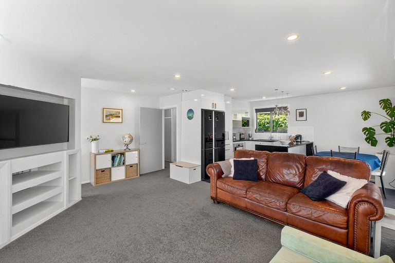 Photo of property in 28 Greenhaven Drive, Burwood, Christchurch, 8083