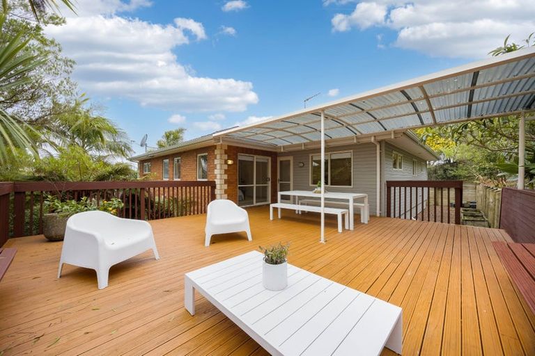 Photo of property in 54 Leafield Crescent, Henderson, Auckland, 0612
