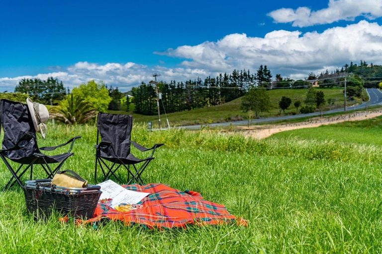 Photo of property in 2116 Cove Road, Mangawhai, Kaiwaka, 0573