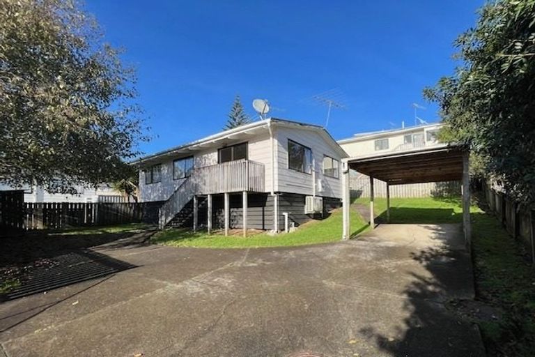 Photo of property in 50 Sungrove Rise, Sunnyvale, Auckland, 0612