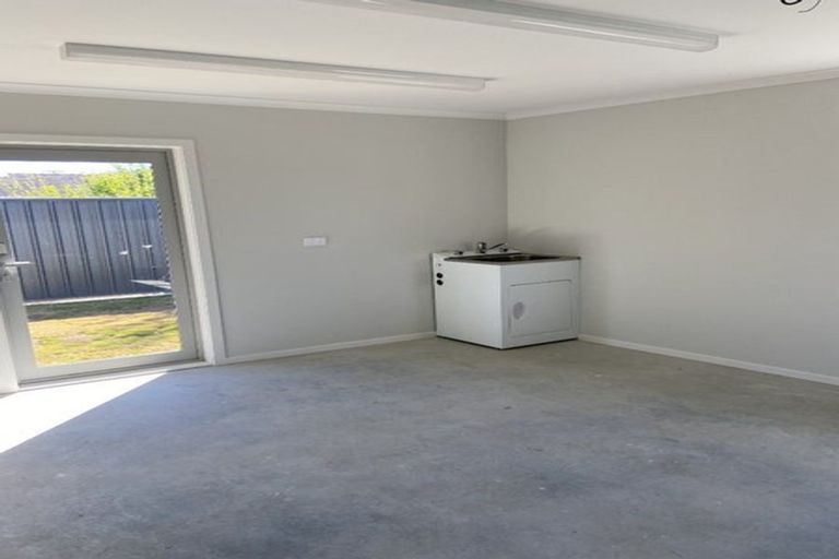 Photo of property in 18 Guy Street, Waipawa, 4210