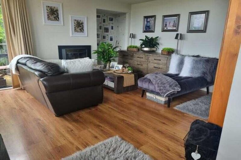 Photo of property in 7b Reynolds Place, Torbay, Auckland, 0630