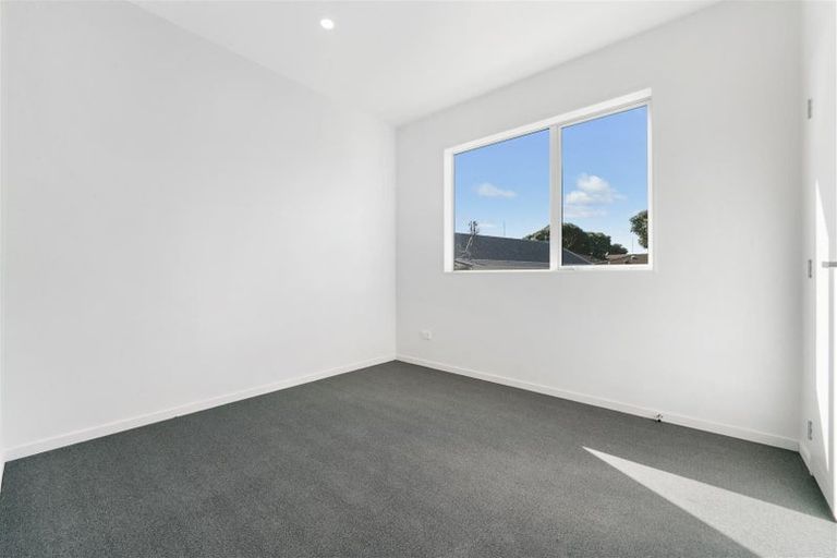 Photo of property in 12c Caserta Place, Clover Park, Auckland, 2023