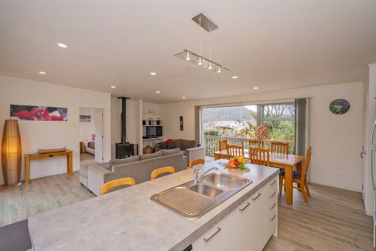 Photo of property in 5 Grange Road, Hahei, Whitianga, 3591